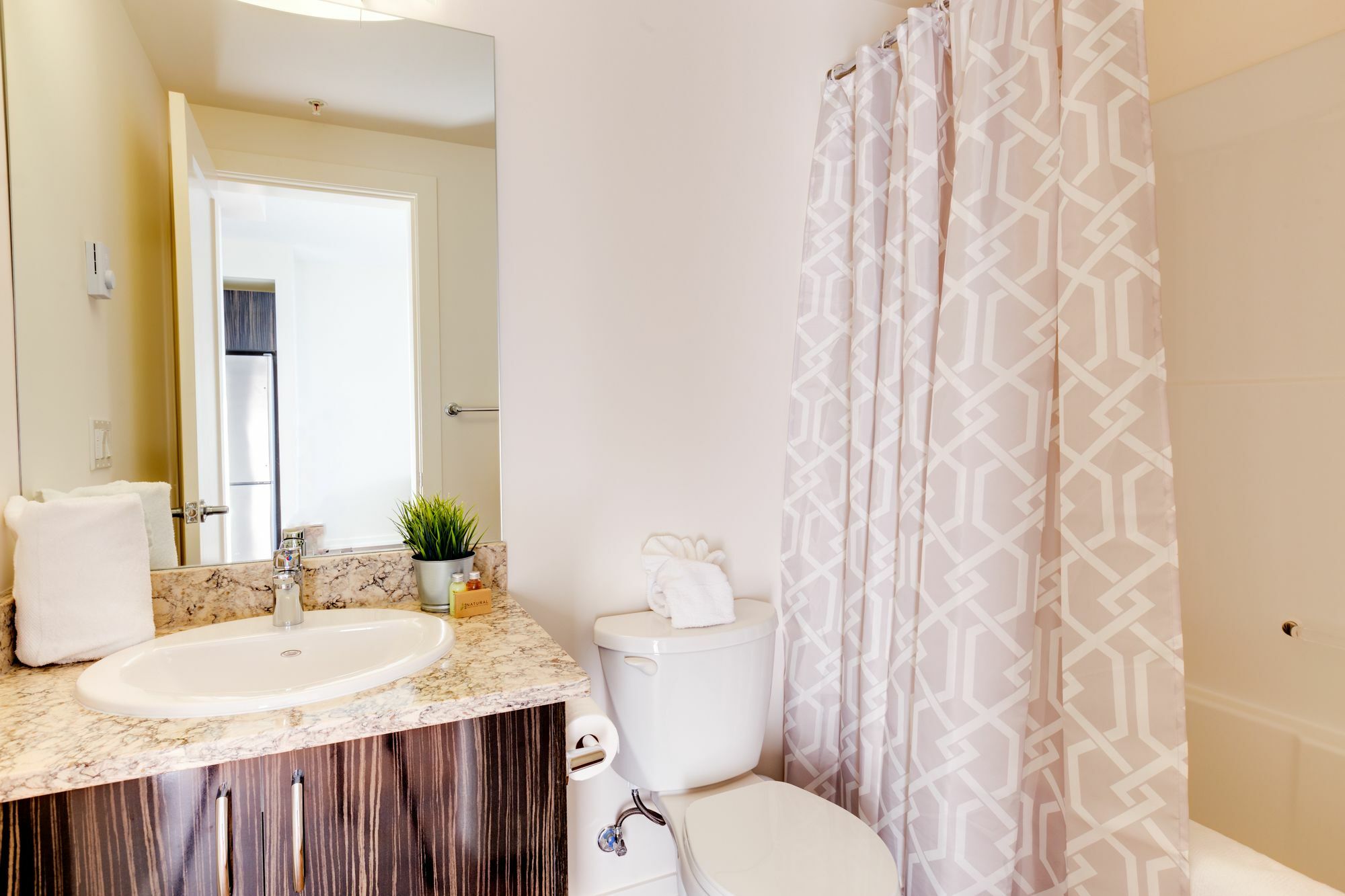 Suite Digs N3 YYC Exteriér fotografie